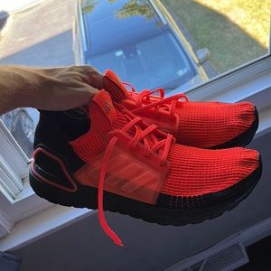 LIKE NEW Ultraboosts Sz 14